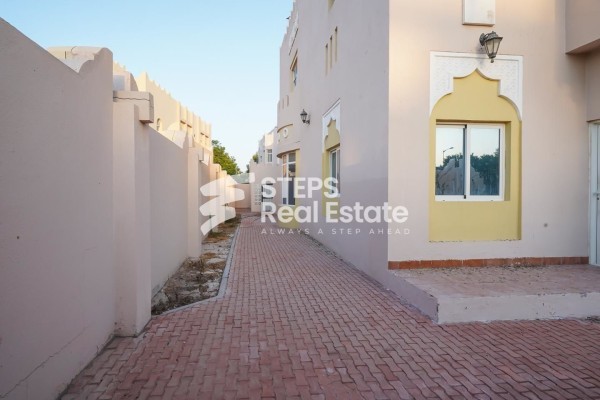 5BHK Villa in West Bay Lagoon - 13