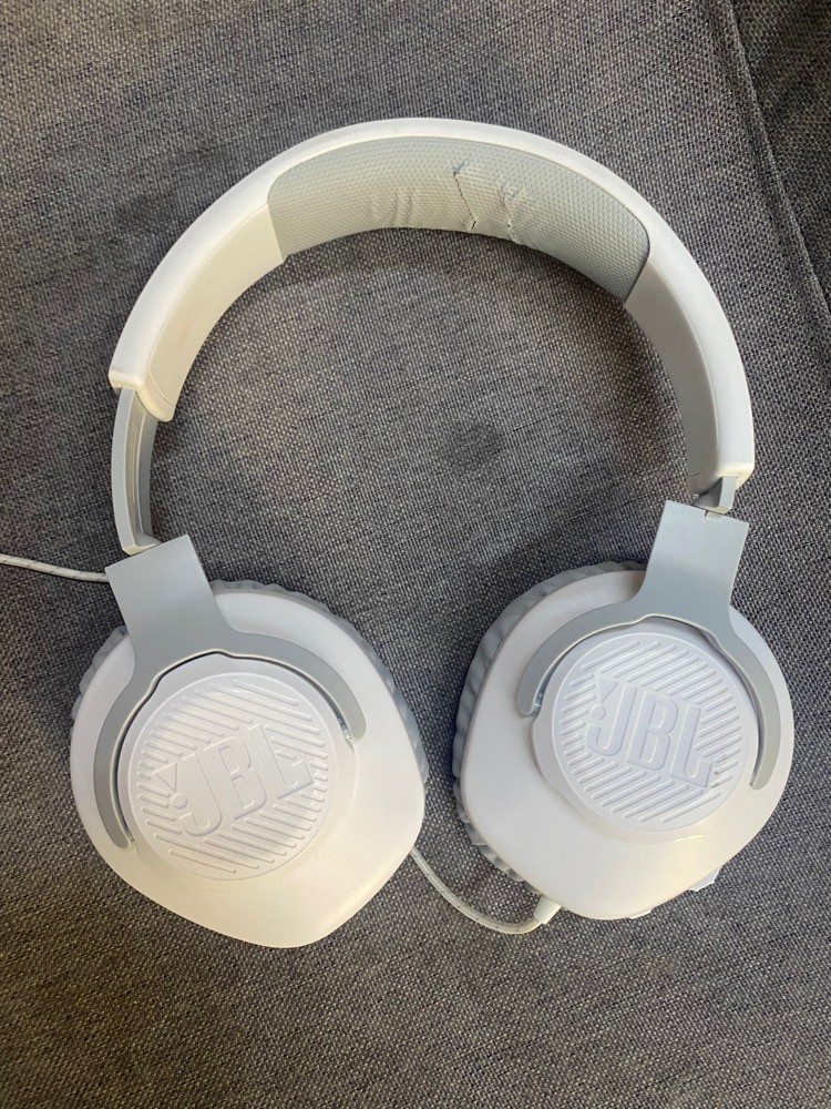 JBL headphone urgently sale ! - 2