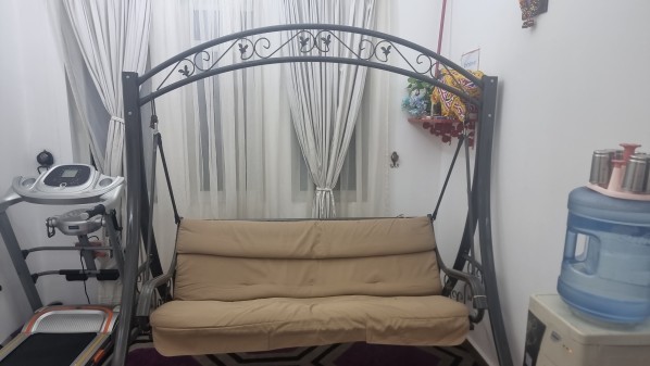 Grey swing - 1
