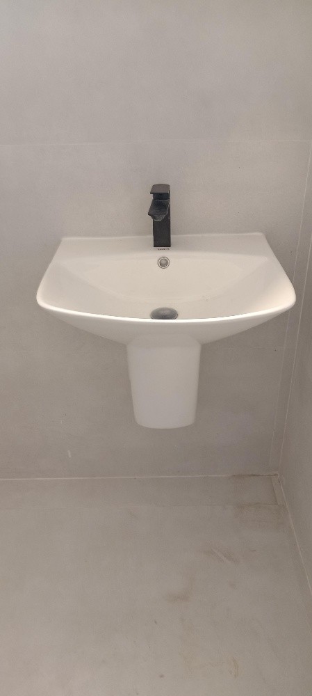 Plumbing & tiles design - 8