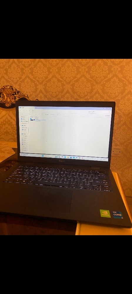 Dell Laptop - 1