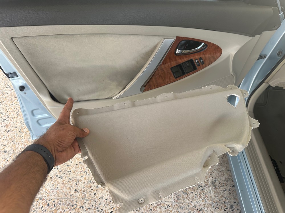 Camry 2007-2011 door armrest - 3