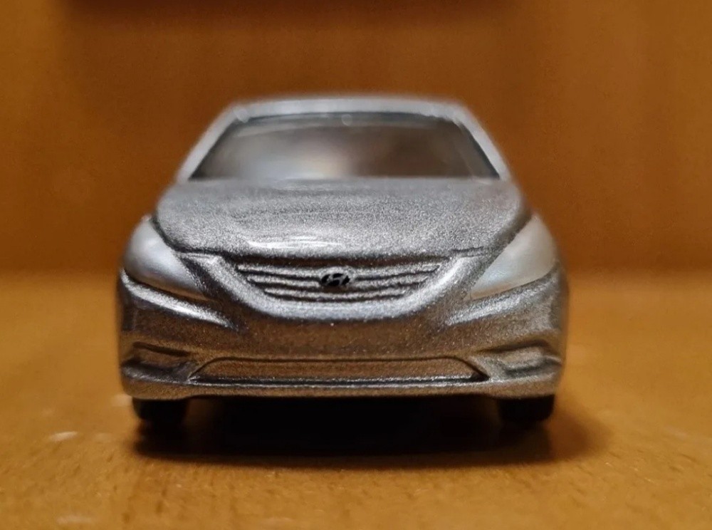 Hyundai Sonata - Tomica Diecast - 3