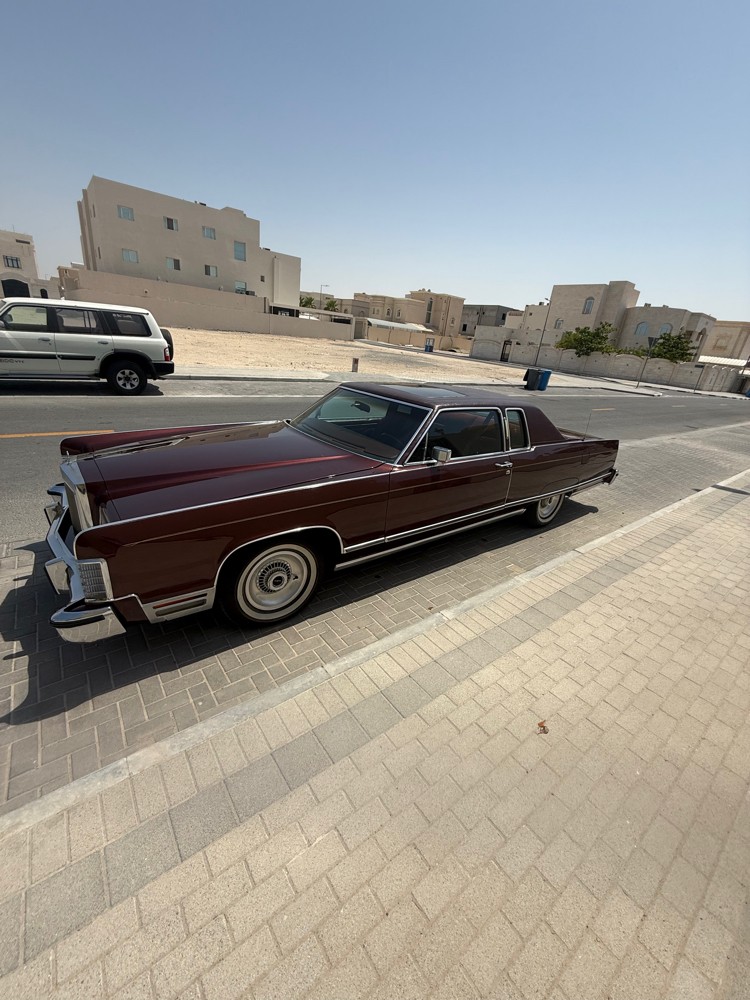 للبيع لينكولن كونتيننتال 1977 - 2
