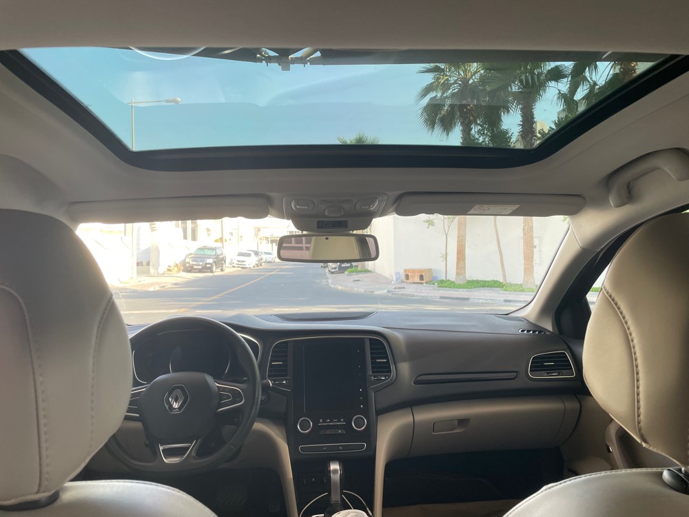 Renault megane 2019 full option - 1