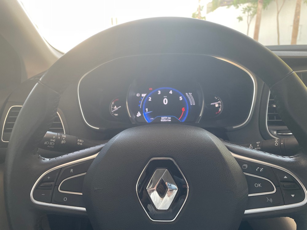 Renault megane 2019 full option - 4