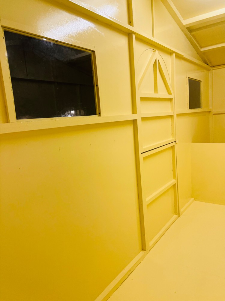 Brand New Big Dog house - 4