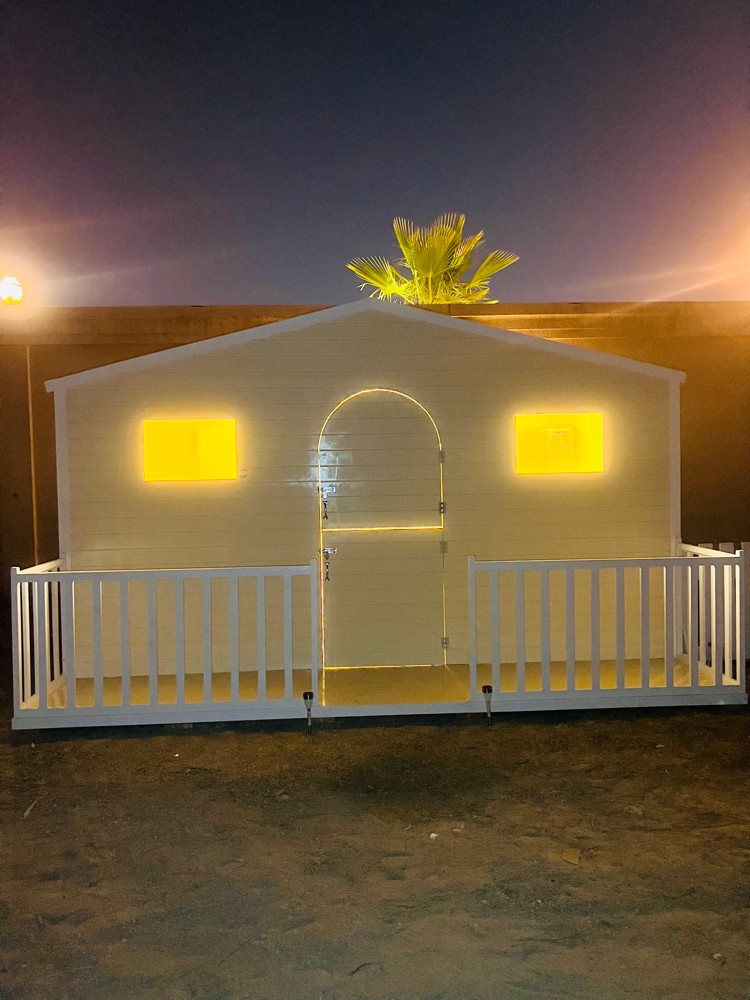 Brand New Big Dog house - 3