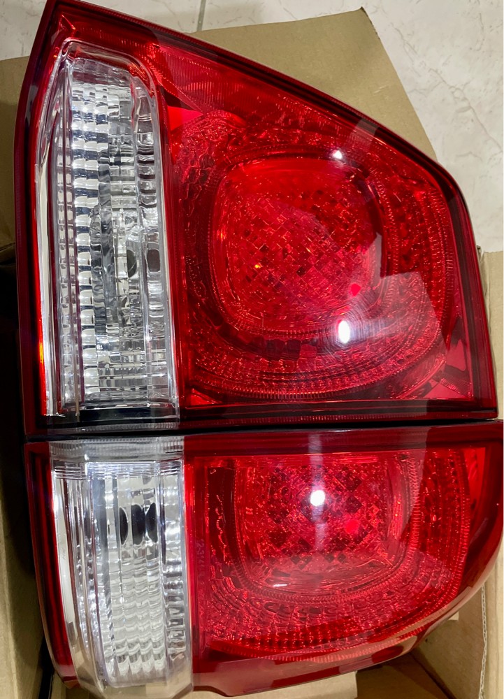 TAIL LIGHTS FOR LAND CRUISER - 1
