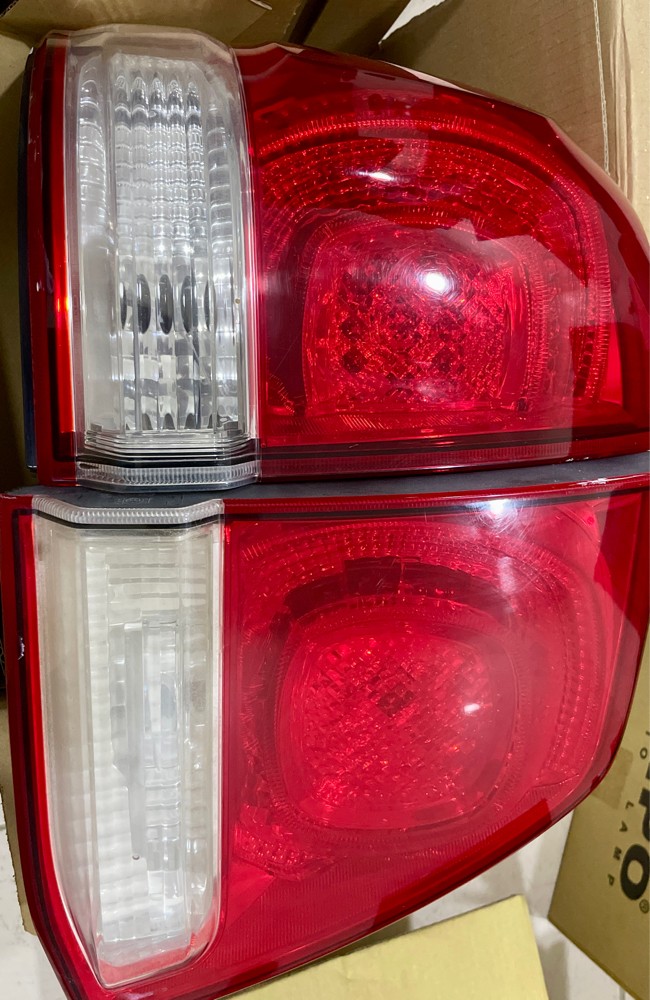 TAIL LIGHTS FOR LAND CRUISER - 2