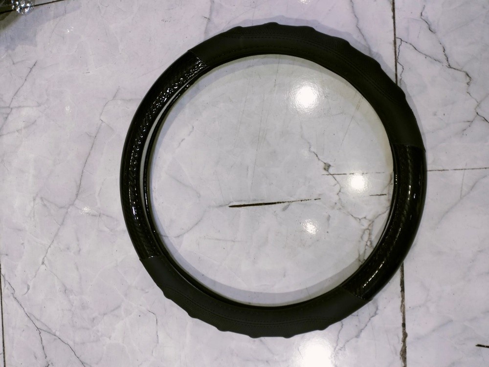 Carbon steering wheel cover - 1