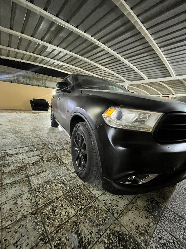 Dodge Durango Full Specs Clean, home-use car 194,000 km Screen Camera Sensors Distinctive color 7 seats Remote start Accident-free Contact 66970580 - 14