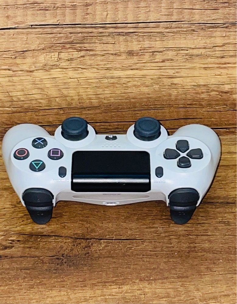 Sony DualShock 4gaming controller - 6