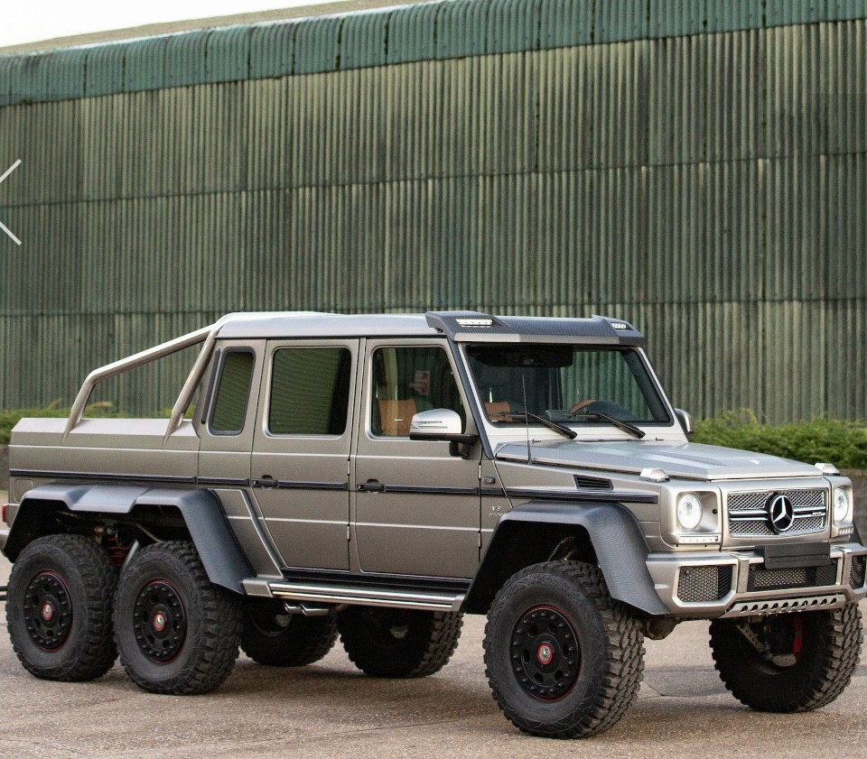 Mercedes G63 6*6 - 1