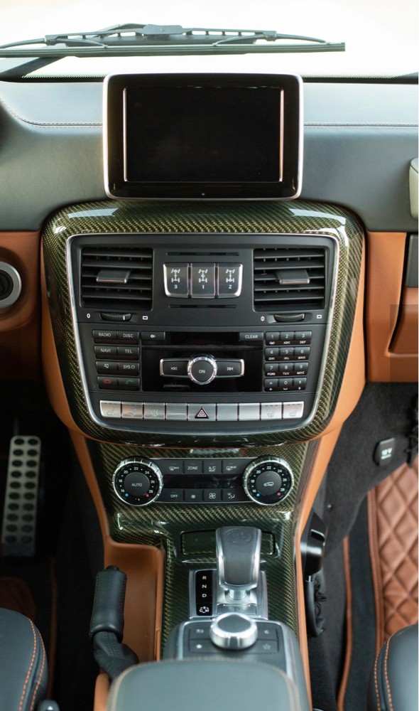 Mercedes G63 6*6 - 6