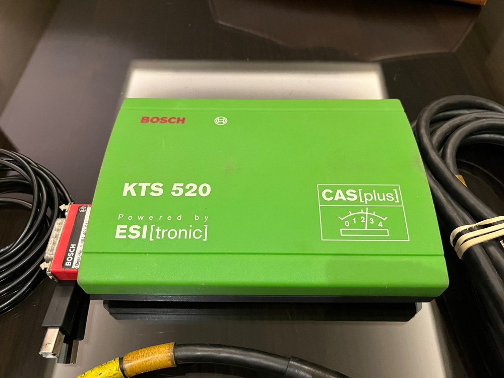 Bosch KTS 520 multiplexer - 1