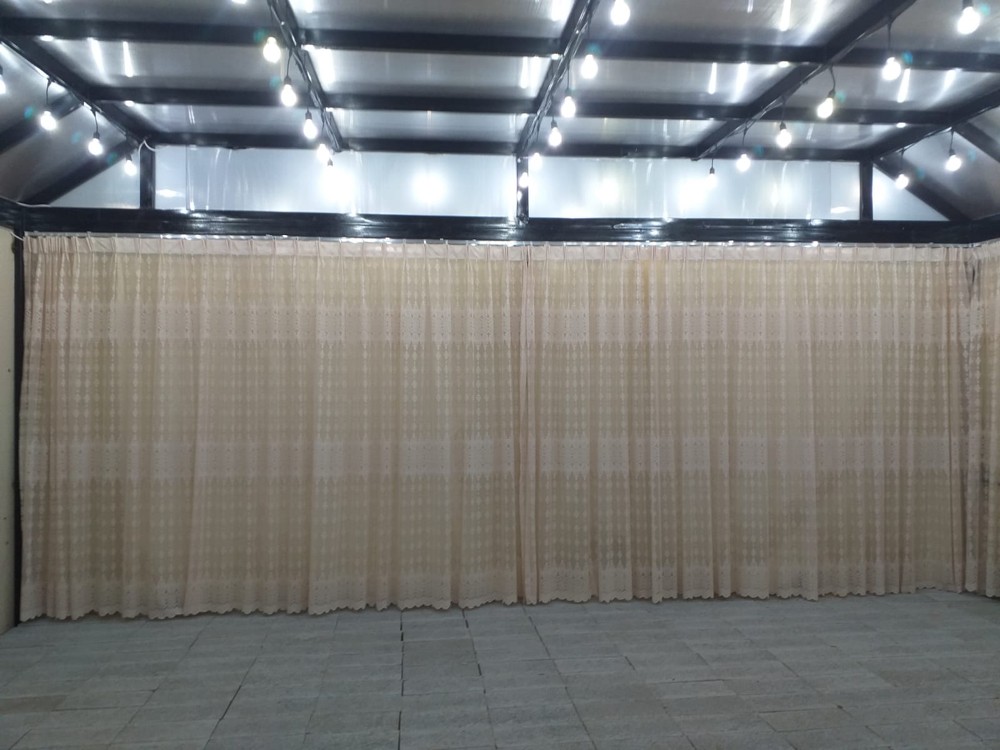 Curtains - 16