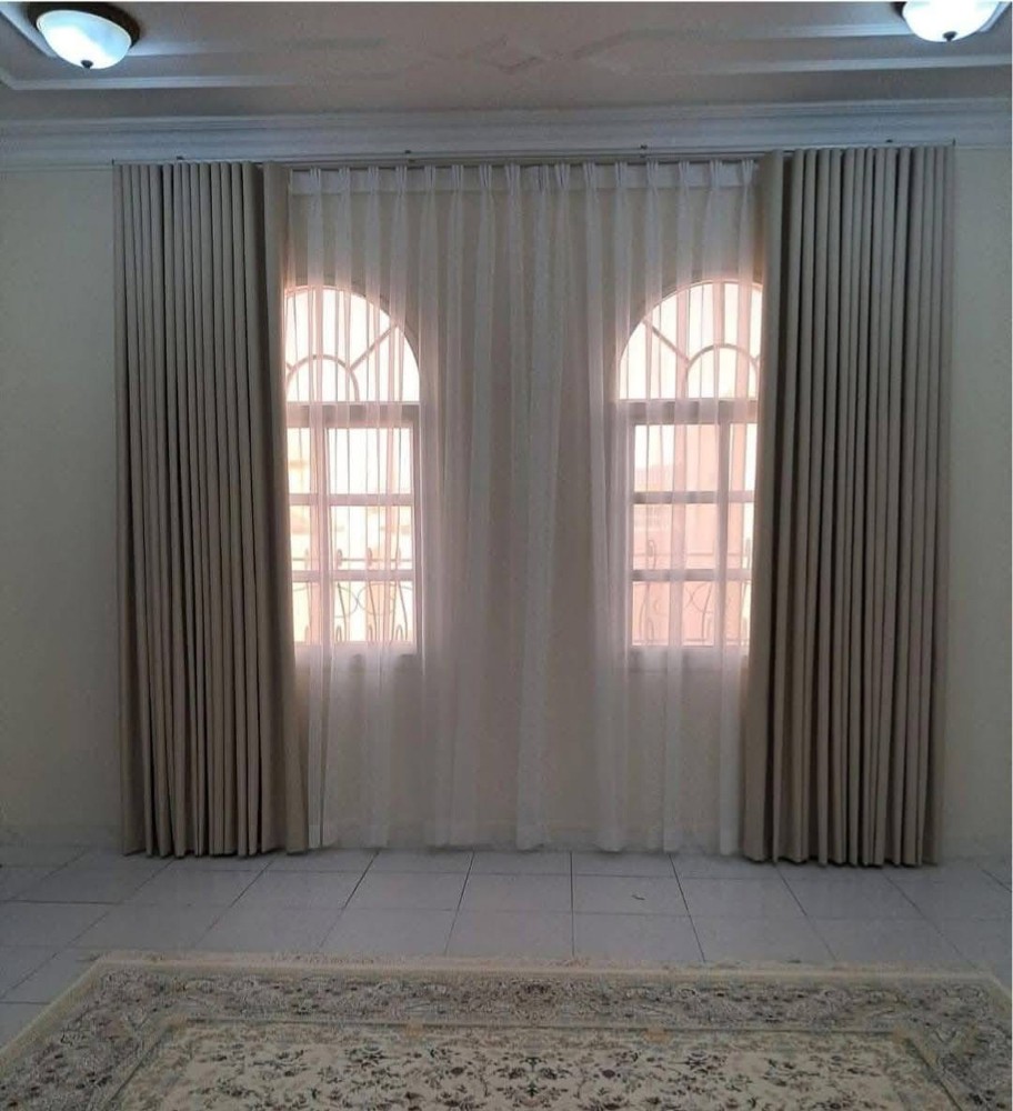 Curtains - 4