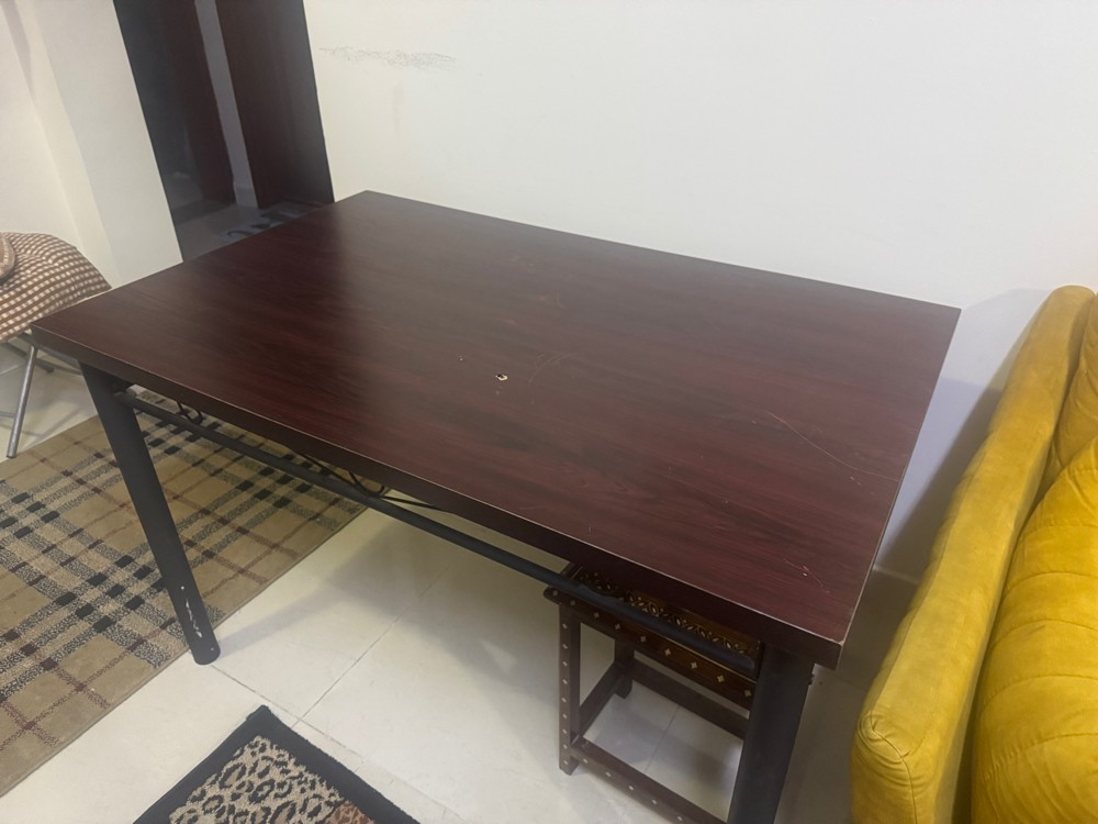 طاولة طعام بدون كراسي  - 2