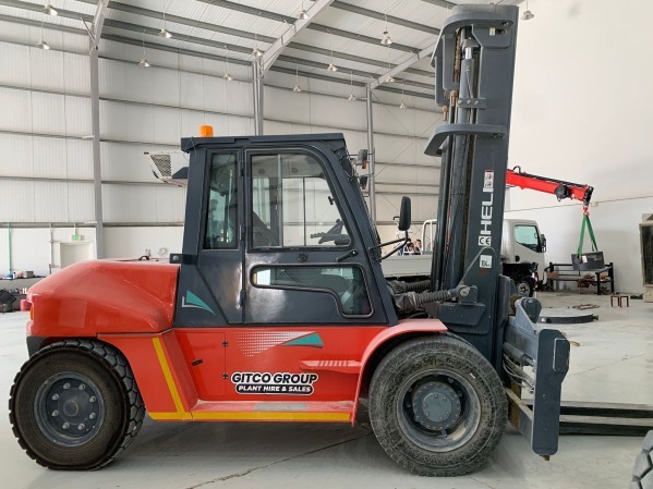FORKLIFT FOR RENT OIL & GAS - 4