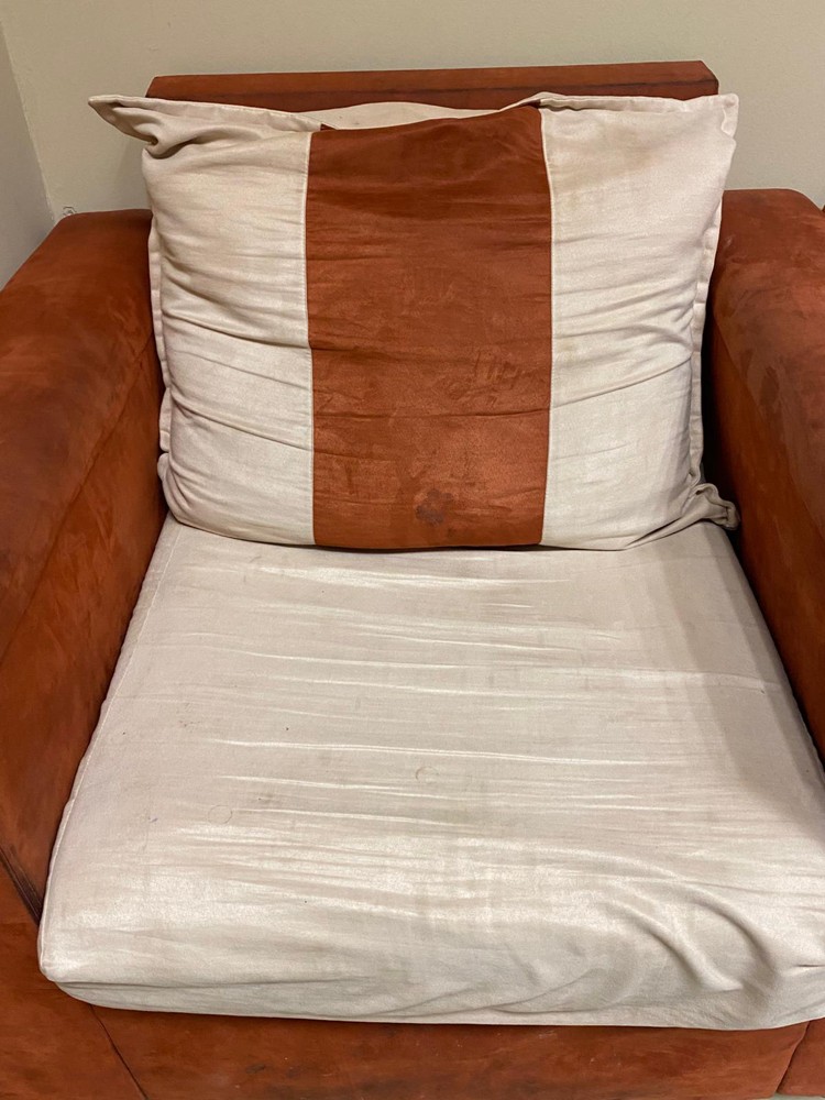 sofa set 3+2+1+1+table NEGOTIABLE  - 5