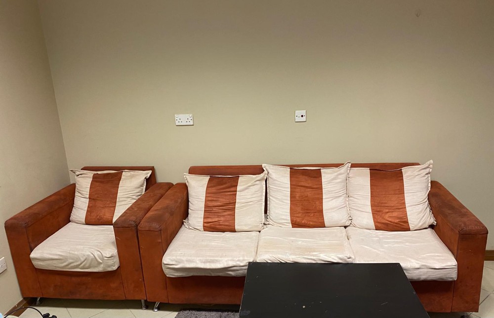 sofa set 3+2+1+1+table NEGOTIABLE  - 4
