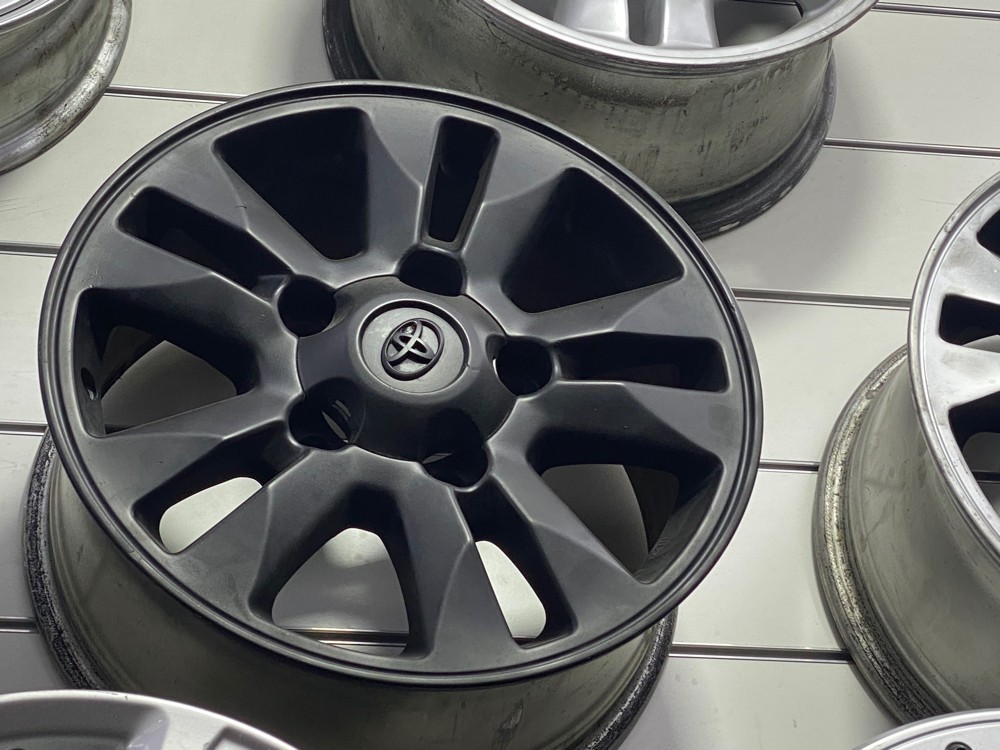 LandCruiser All model orginal rim - 10