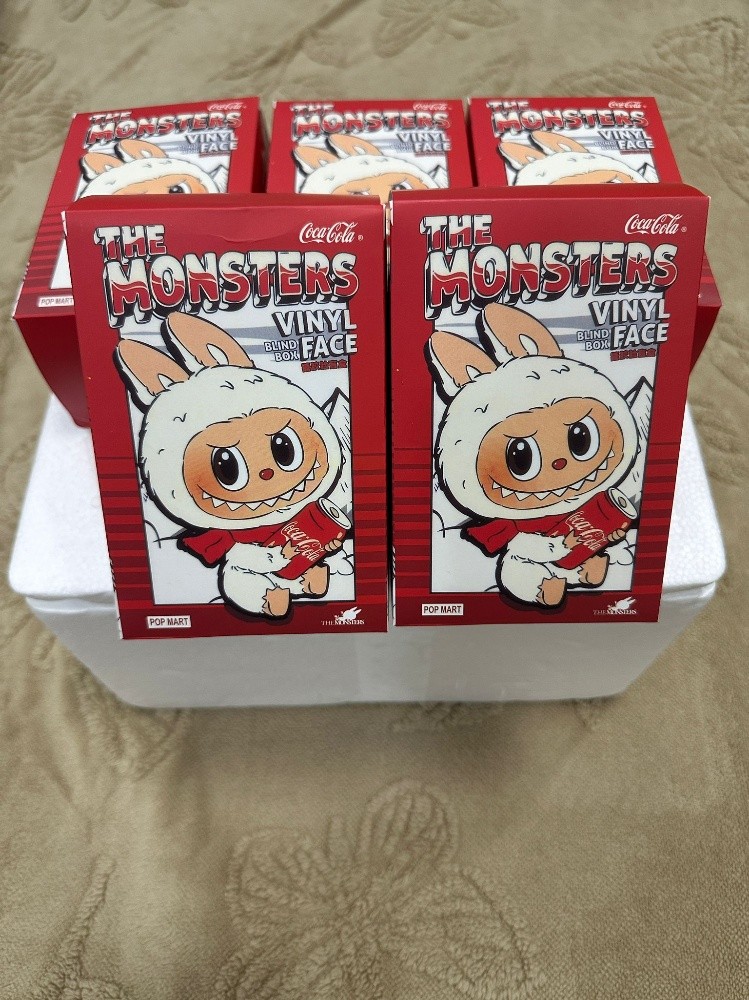 labubu the monsters cocacola - 2