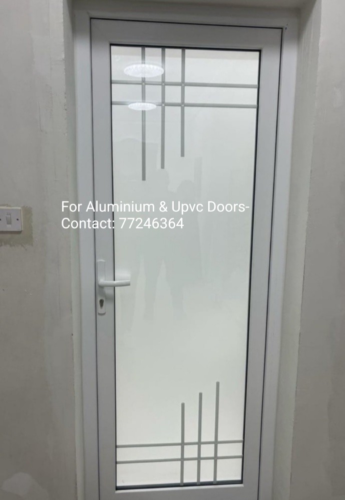Stylish Shower-Glass Installation - 28