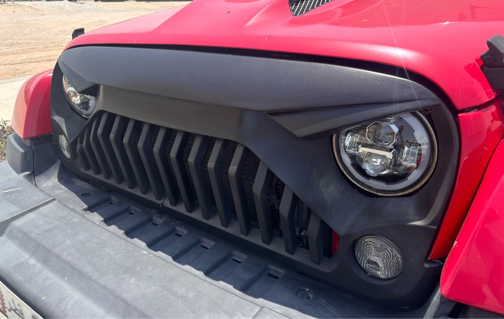 evenger hood, grill,rims and tire - 1