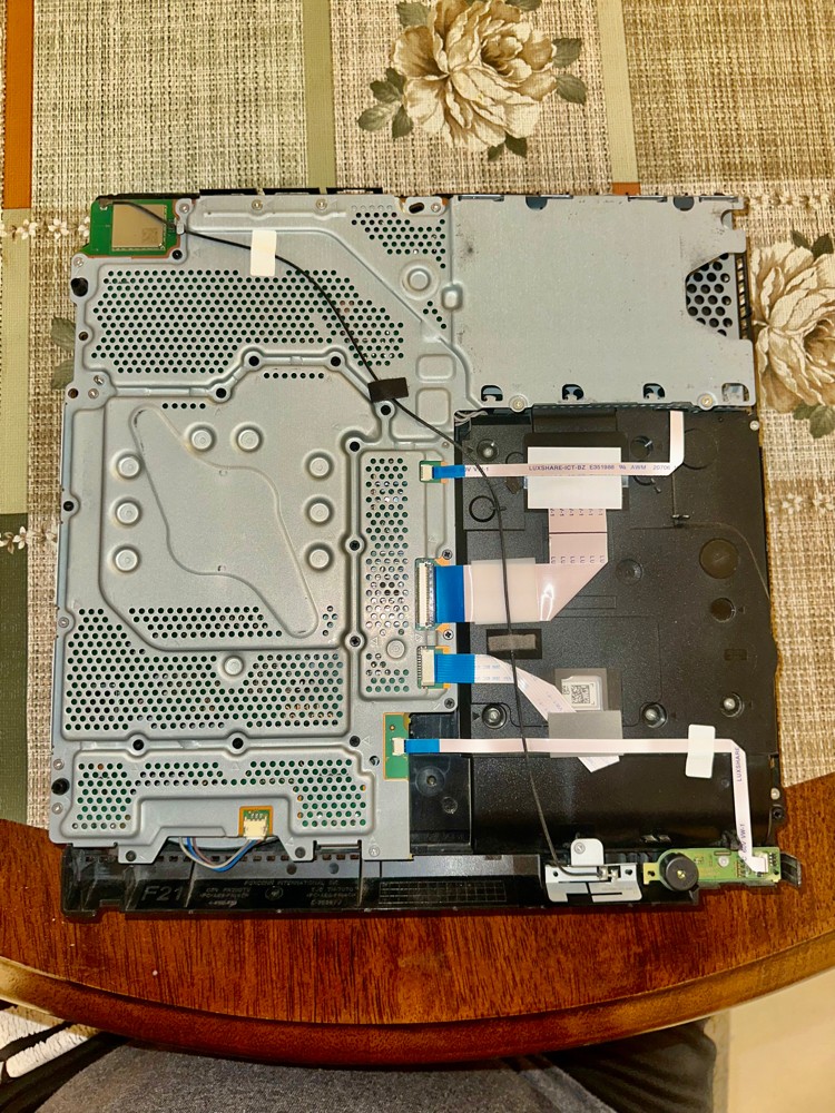 Sony PlayStation Xbox Nintendo - 4