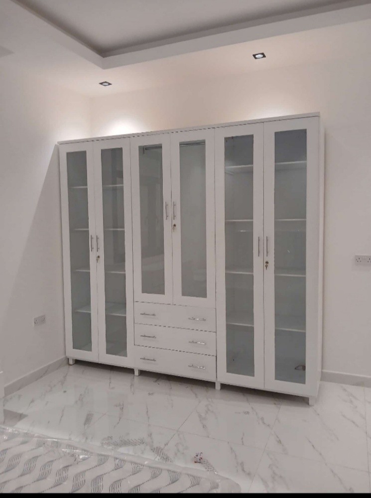 six door glass cabinet availabl. - 4
