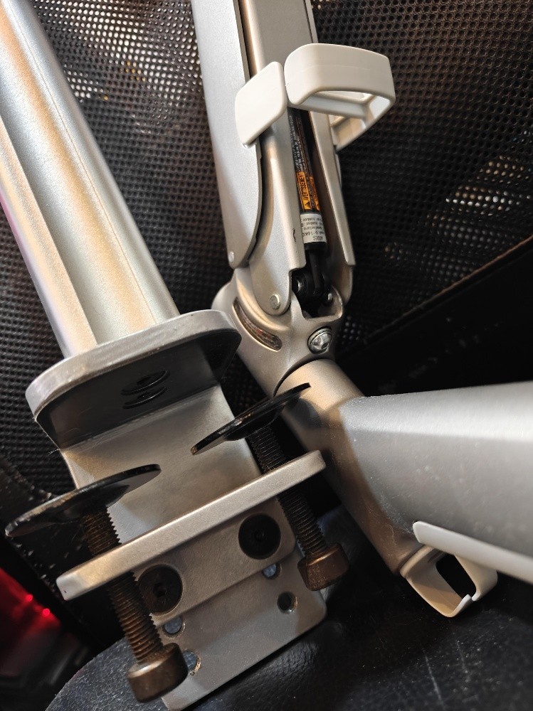 heavy duty monitor holder - 4