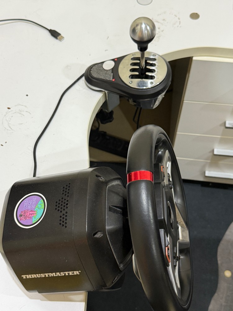 Thrustmaster T248 + TH8A Shifter - 5