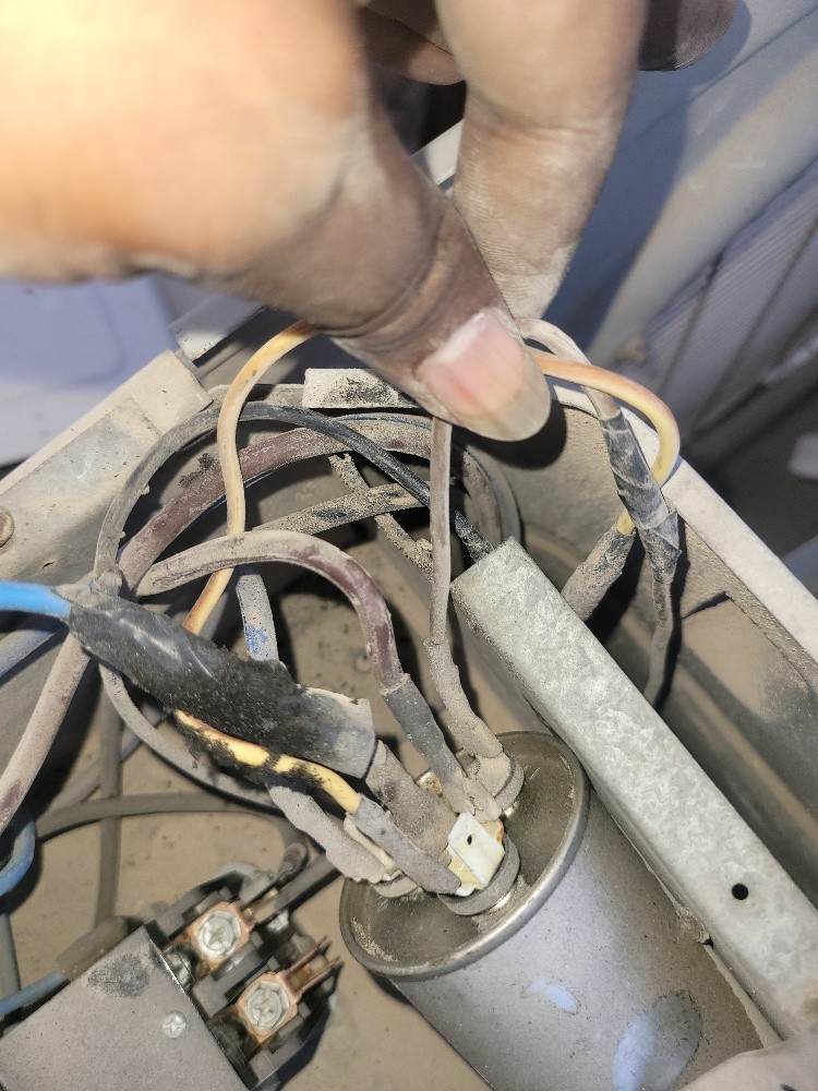 Ac Service repair Doha Qatar - 3