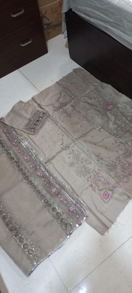 Pakistani 3pes suits - 13