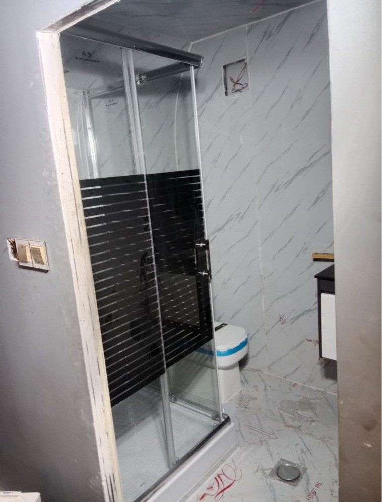 Caravan, cabin & store for sale - 1