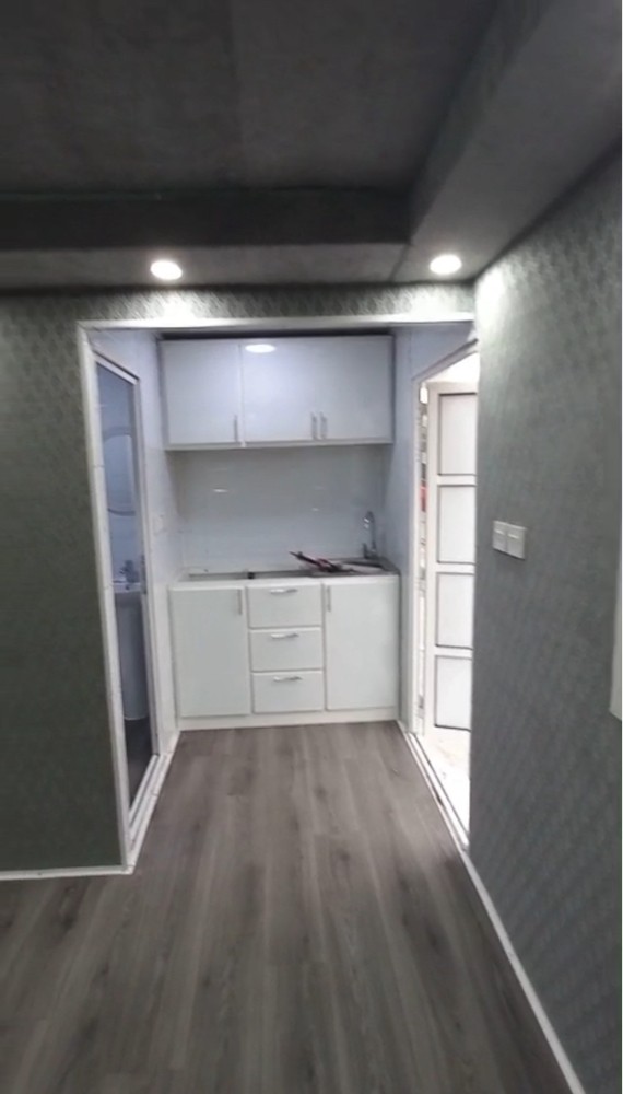 Caravan, cabin & toilet for sale - 5