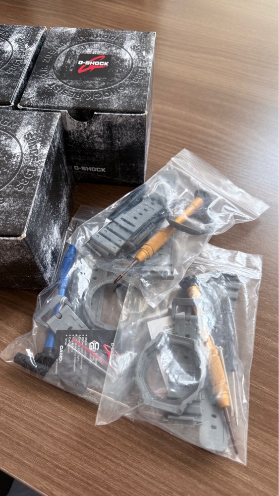 G-SHOCK  - 8