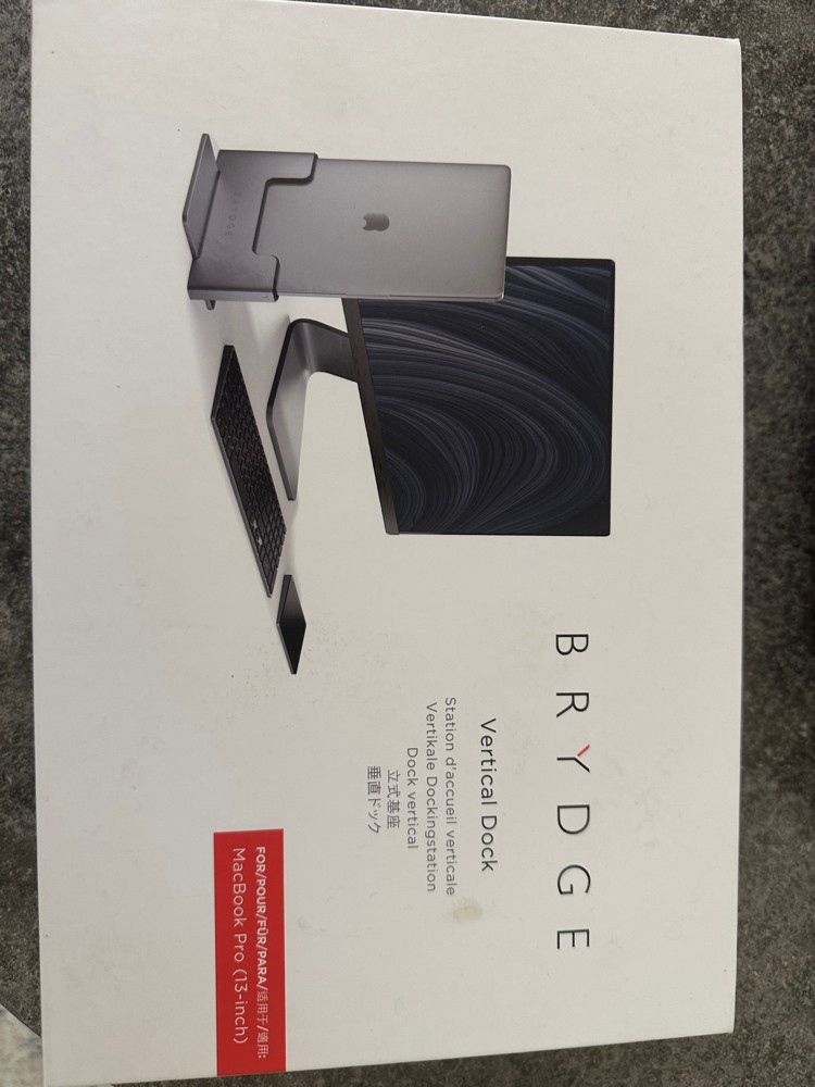 MACBOOK PRO - 6