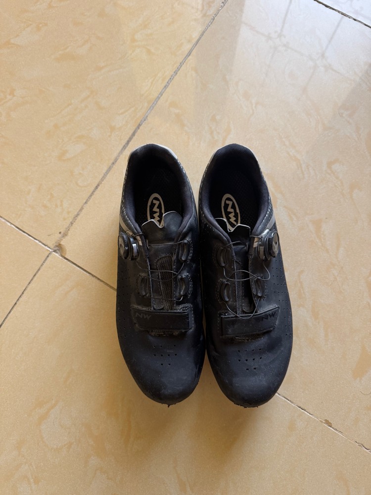 with a smart bike / shoes/ - 2