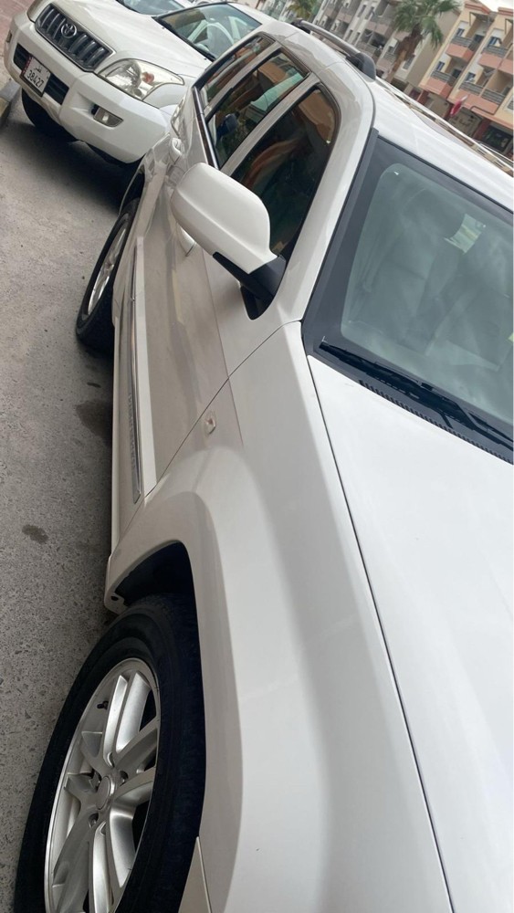 Jeep Grand Cherokee - 9