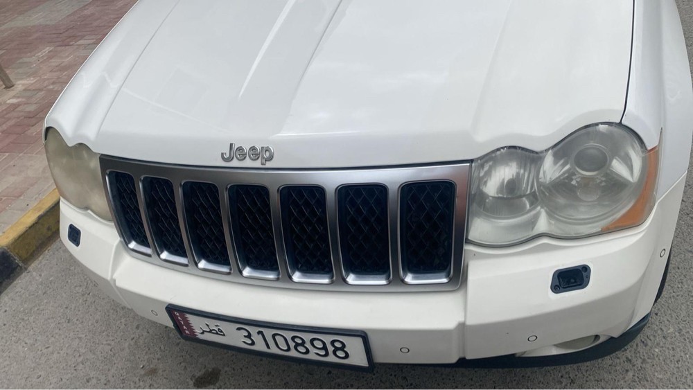 Jeep Grand Cherokee - 8