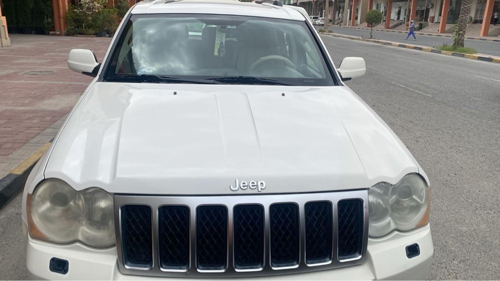 Jeep Grand Cherokee - 10