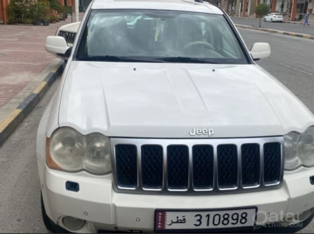 Jeep Grand Cherokee - 11