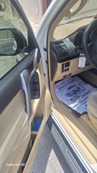 URGENT SALE-2016 TOYOTA PRADO - 4