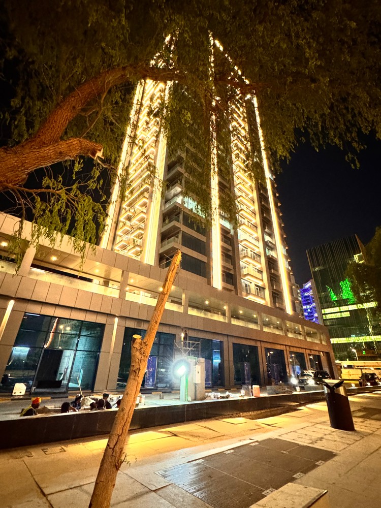 For sail or rent showroom lusail - 7