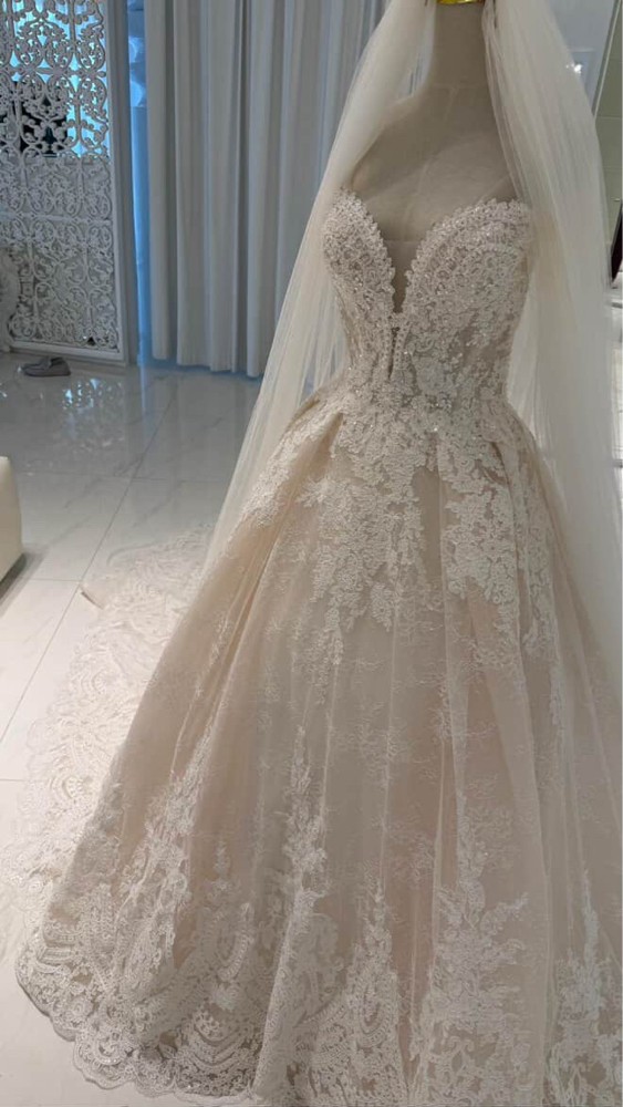 white wedding dress negotiable - 2