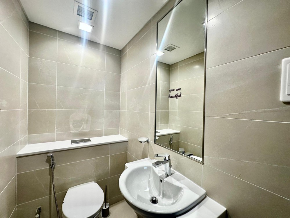 1 BR for Rent in Pearl - 2
