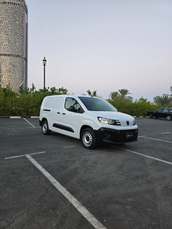Peugeot partner 2025 - 2